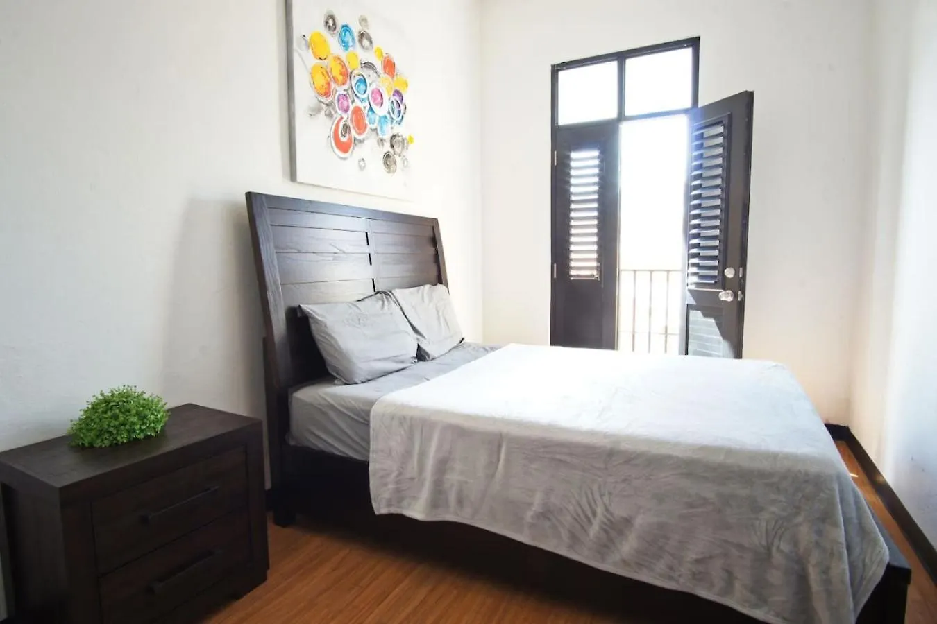 Modern 2 Apartments 3-Bedroom - 10 Guests In Historic Old 圣胡安 0*,  波多黎各